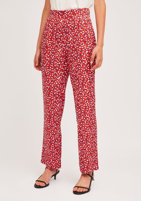 PANTALON ROJO CON ESTAMPADO - Imagen 4