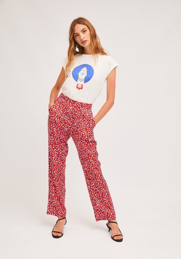 PANTALON ROJO CON ESTAMPADO