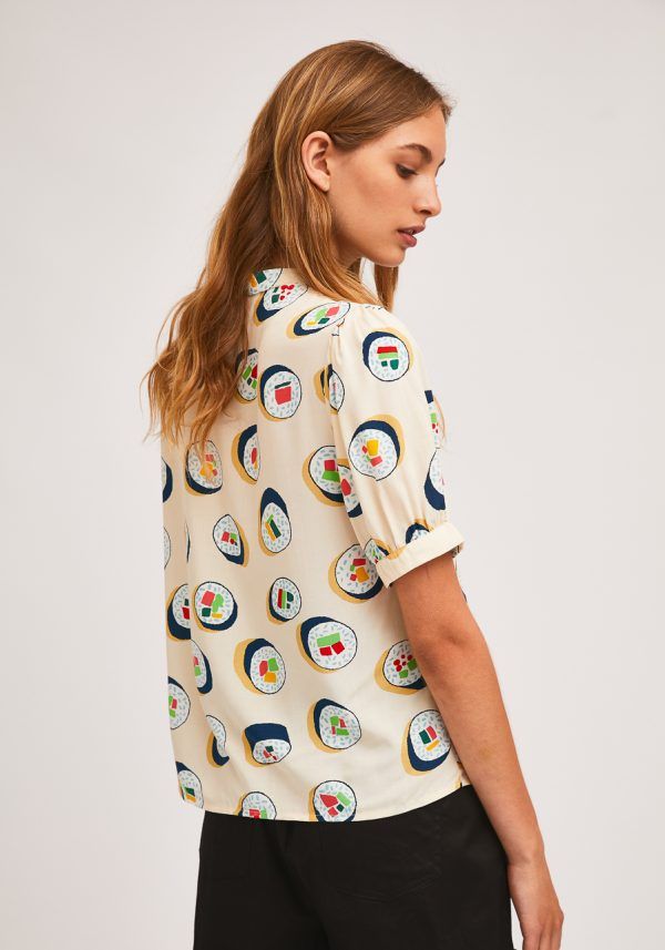 CAMISA ESTAMPADO SUSHI CREMA