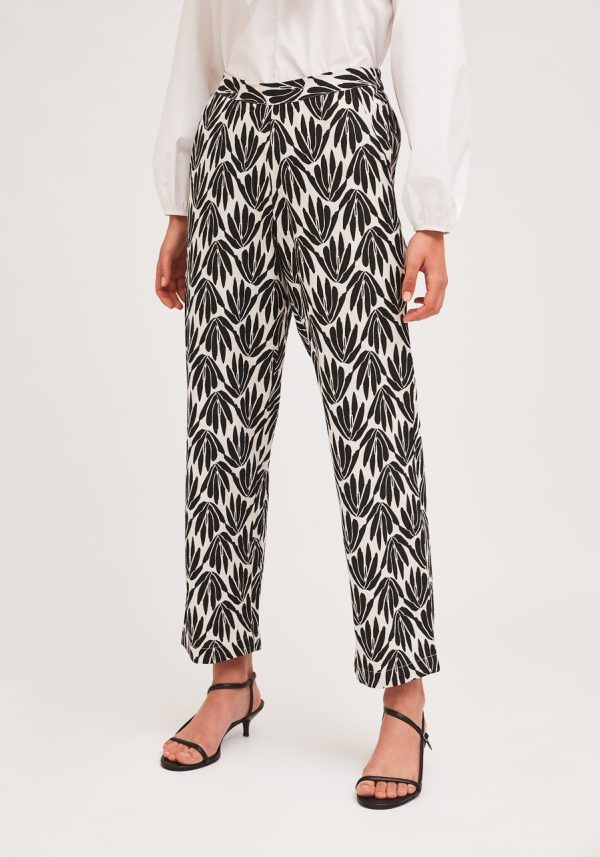 PANTALON ESTAMPADO BLANCO Y NEGRO