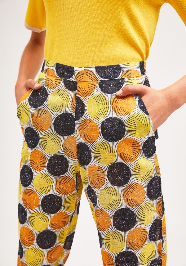 PANTALON AMARILLO TOPOS