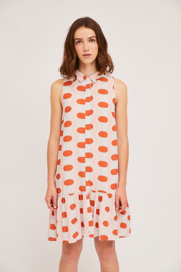 VESTIDO CAMISERO CON ESTAMPADO GEOMETRICO Y VOLANTE