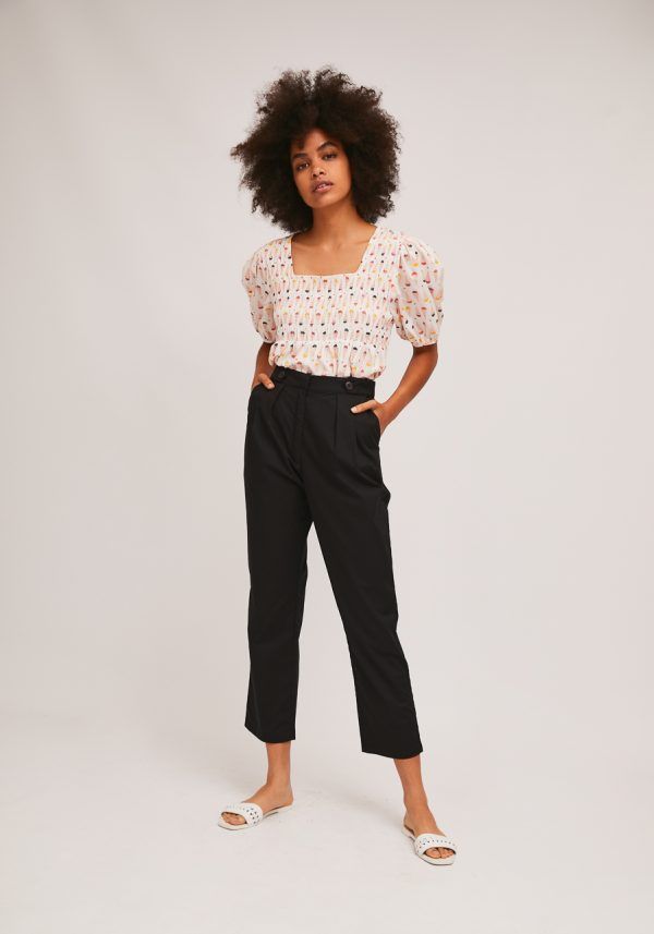 PANTALON NEGRO CON DOS BOTONES - Imagen 5