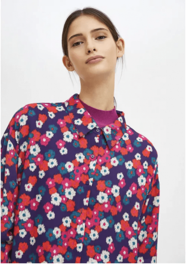 CAMISA ESTAMPADO FLORAL EN VIOLETA - Imagen 3