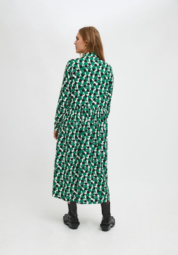 VESTIDO CAMISERO MIDI CON ESTAMPADO GEOMÉTRICO VERDE