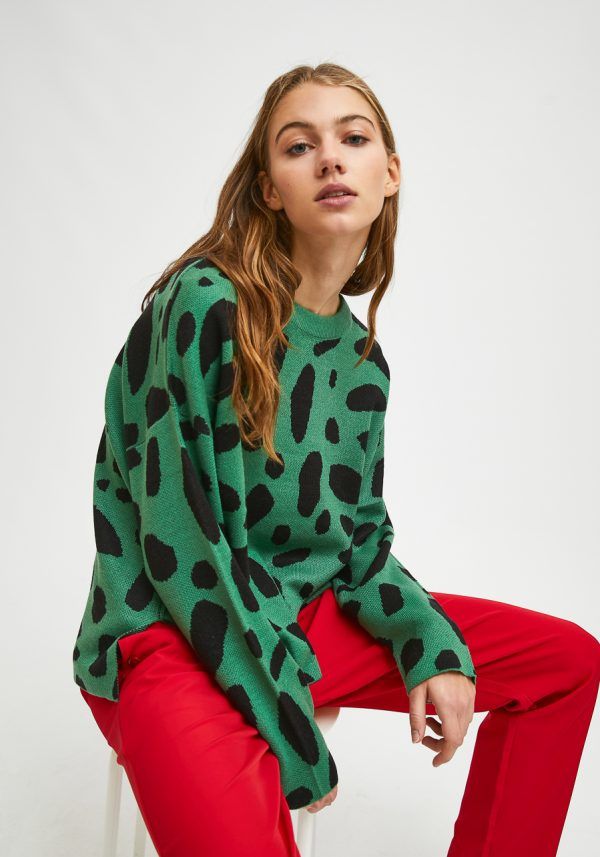 JERSEY DE PUNTO OVERSIZE DE CUELLO REDONDO CON ESTAMPADO DE GEOMÉTRICO VERDE - Imagen 4