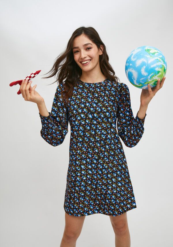 VESTIDO EVASÉ CORTO CON ESTAMPADO GEOMÉTRICO DE OJOS - Imagen 6