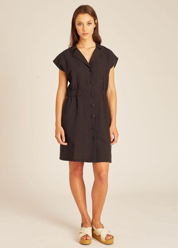 Ramie short dress black. Precioso vestido abotonado delante, estilo camisero. De Pepa Loves