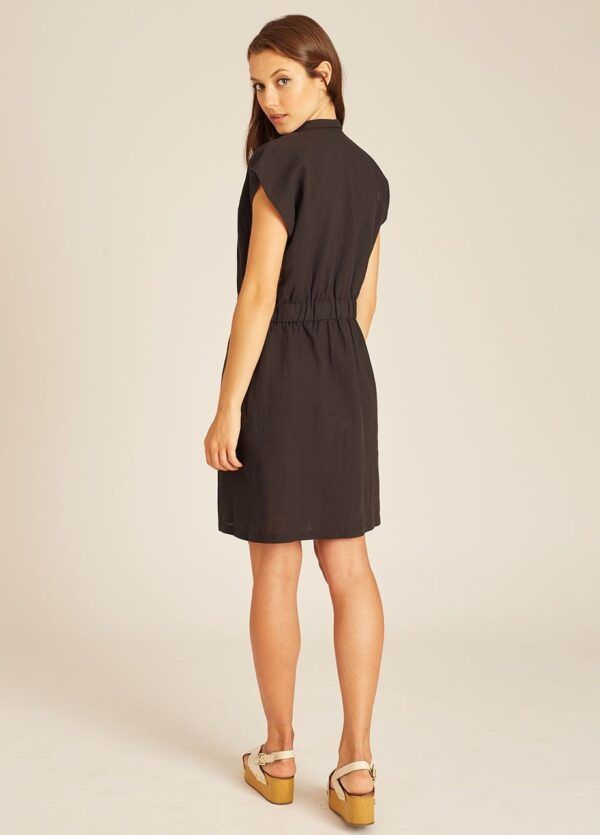 Ramie short dress black. Precioso vestido abotonado delante, estilo camisero. De Pepa Loves