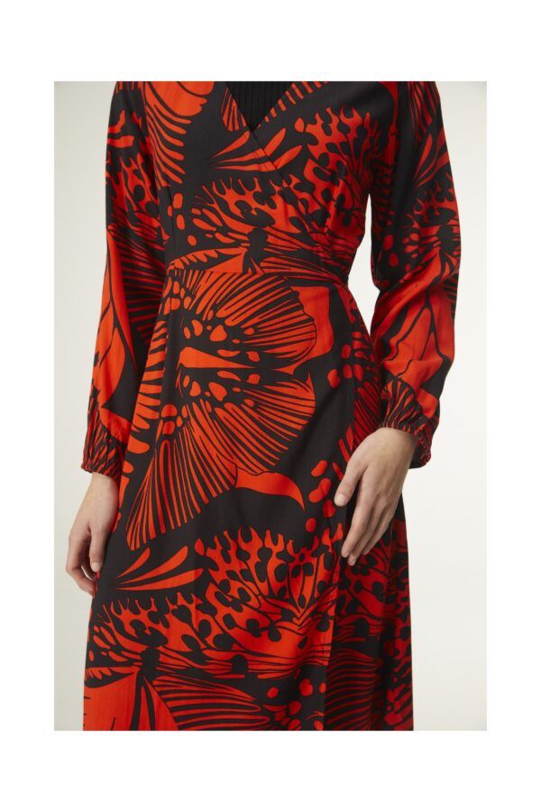 VESTIDO MIDI EFECTO CRUZADO CON ESCOTE PICO Y ESTAMPADO DE MARIPOSAS - Imagen 3
