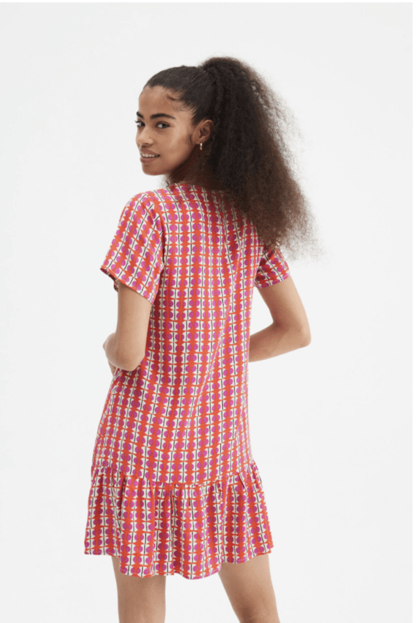 Vestido corto fluido con estampado geométrico - Imagen 3