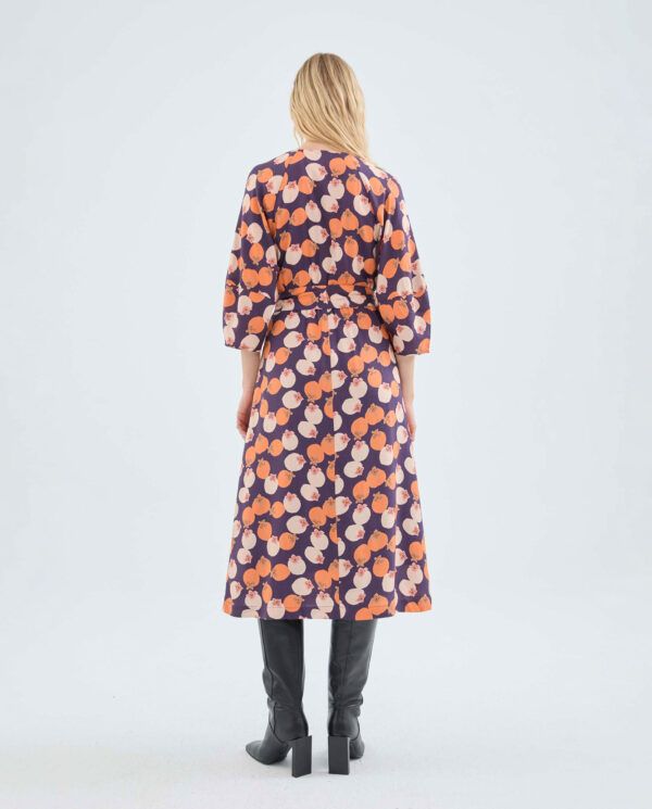 Vestido midi con estampado de caquis - Imagen 4