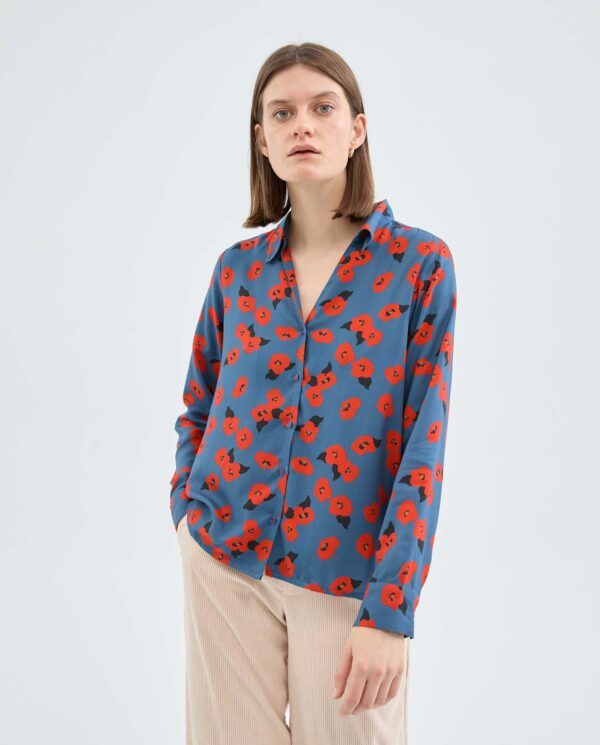 Camisa de manga larga con estampado floral rojo