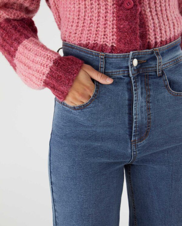 JEANS RECTOS DE TIRO ALTO - Imagen 2