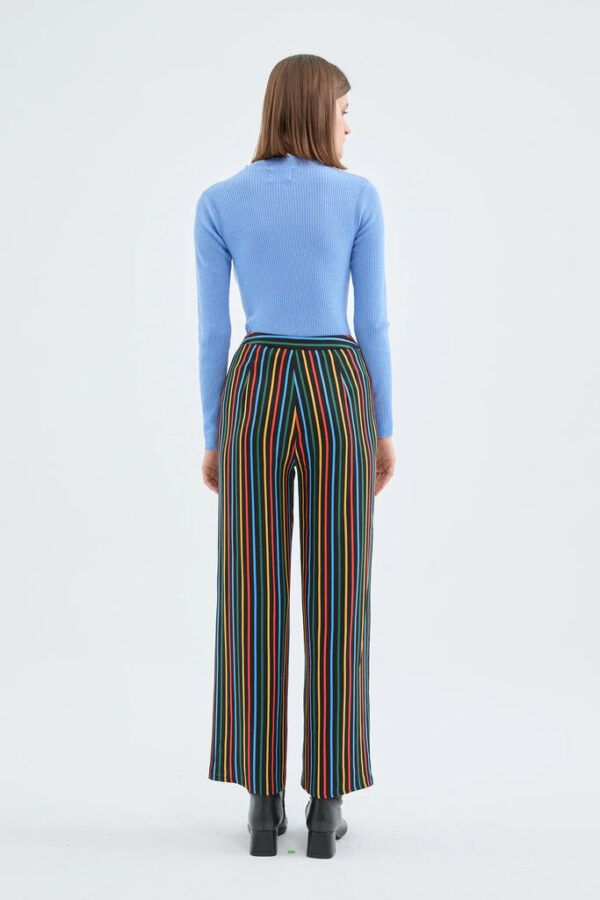 Pantalon largo recto con estampado de rayas multicolor