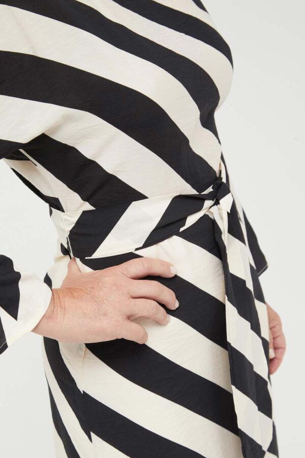 VESTIDO MIDI STRIPES