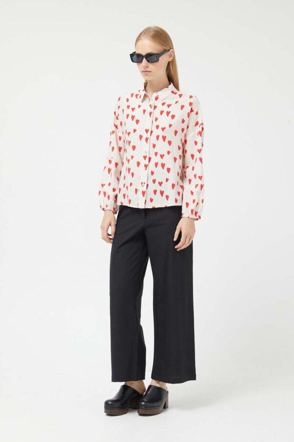 CAMISA ESTAMPADO CORAZONES - Imagen 3
