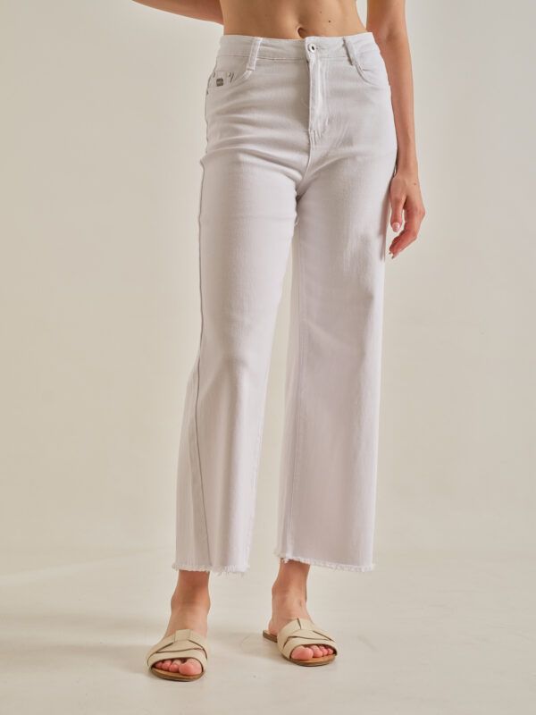JEANS CROPPED FIARE COLOR BLANCO