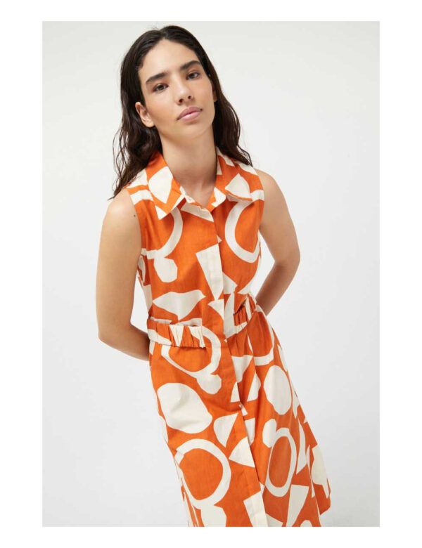 Vestido midi estampado geometrico Afrika. Con un diseño espectacular que no deja indiferente a nadie. 