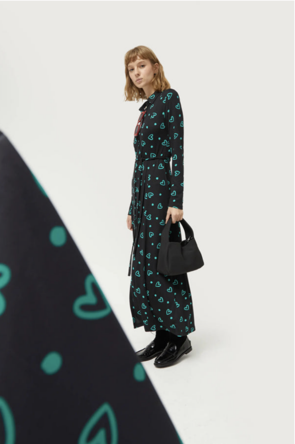 VESTIDO LARGO CAMISERO ESTAMPADO CORAZONES - Imagen 3