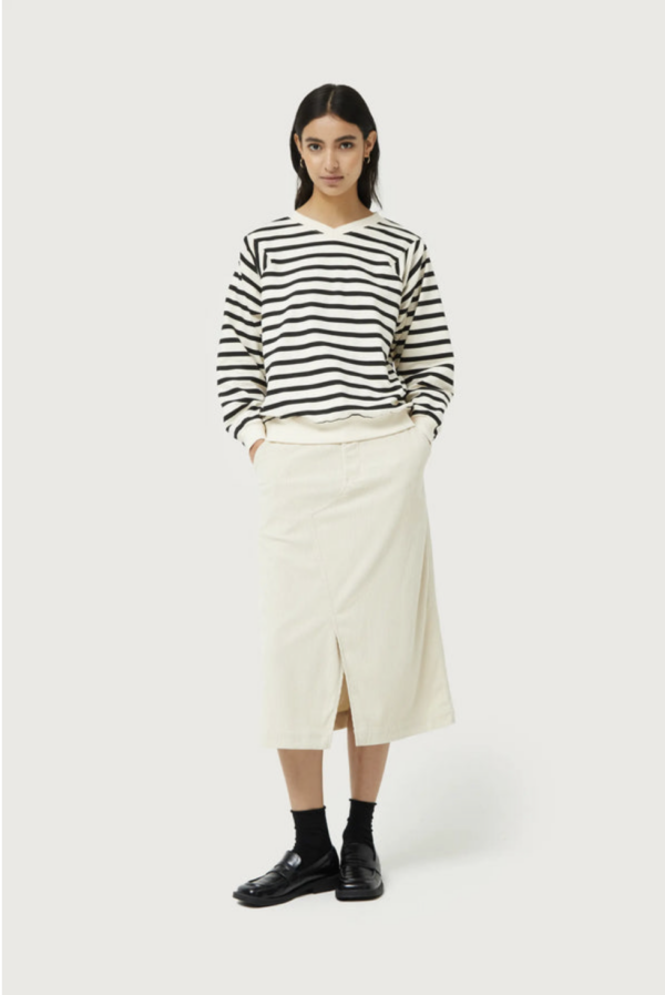 SUDADERA RAYAS BLANCAS Y NEGRAS - Imagen 3