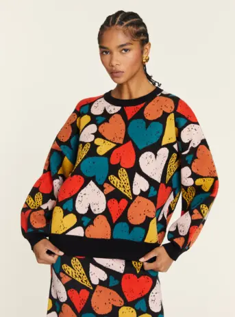 Jersey de punto crepé Pepa Loves con caída suave, cuello redondo y mangas rectas. Disponible en Dulce Locura, tienda de moda en Badajoz.