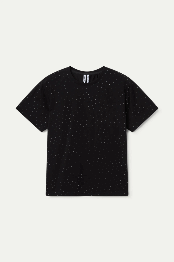 CAMISETA NEGRA 100% ALGODON CON APLIQUES BLANCOS - Imagen 2