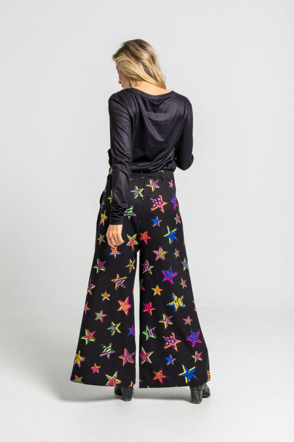 Camiseta Sencilla de estampado de estrellas con animal print - Imagen 3