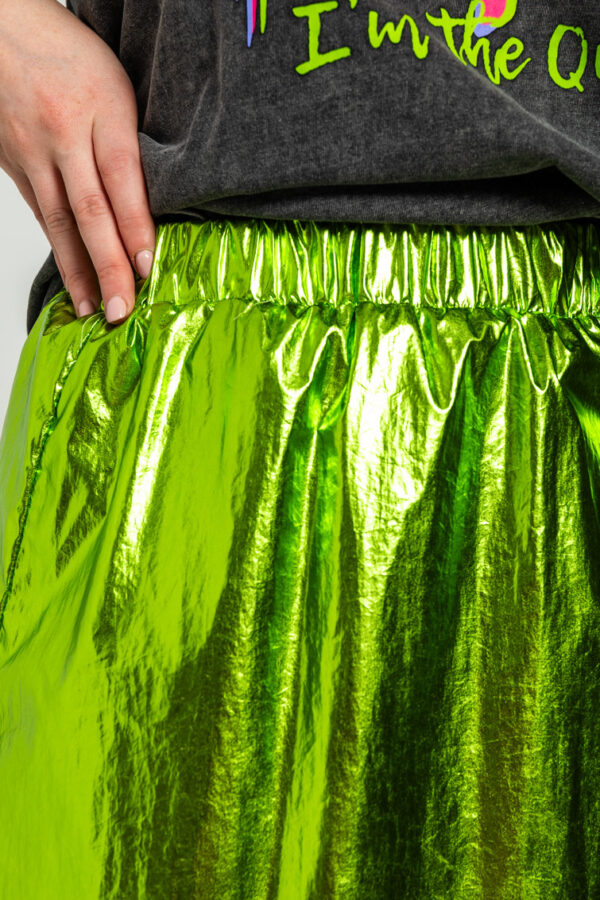 Falda Trapecio Midi verde metálica - I'm the Queen - Imagen 3