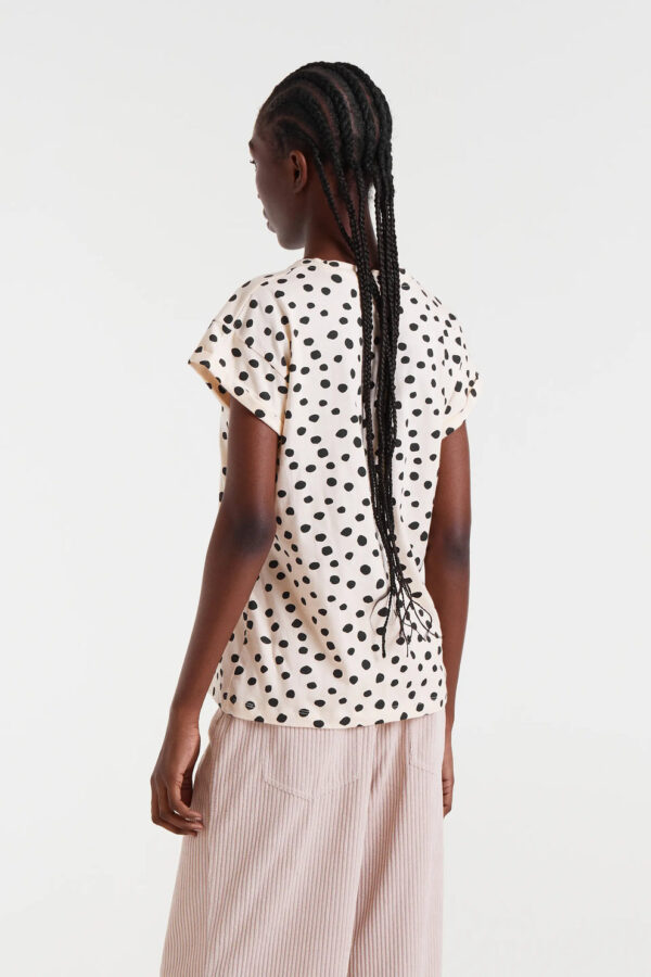 CAMISETA 100% ALGODON CON ESTAMPADO TANO DOTS - Imagen 2